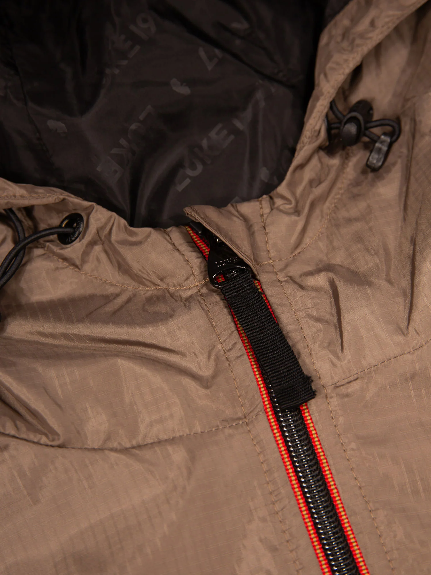 GARNEDD LIGHTWEIGHT NYLON JACKET - Image 7